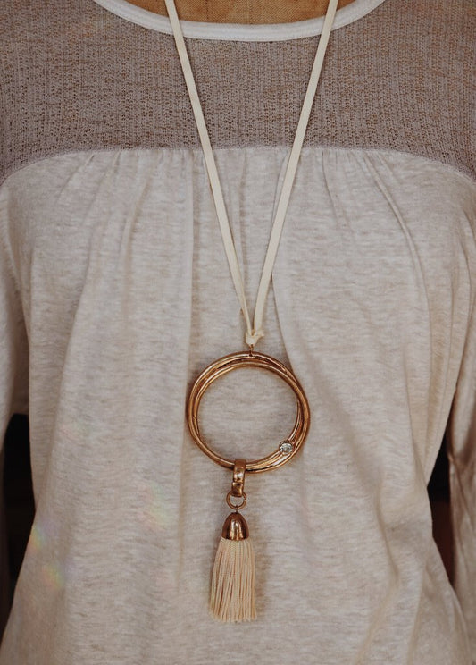 Cream & Gold Necklace