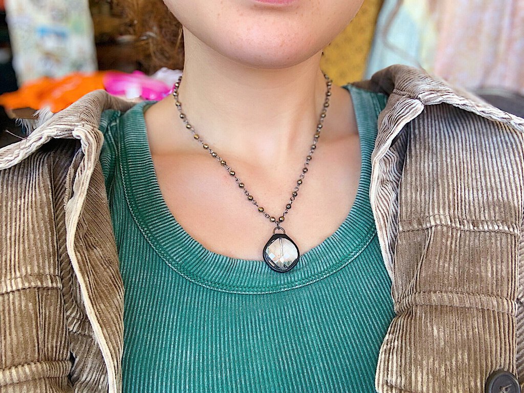 Clear Stone Choker