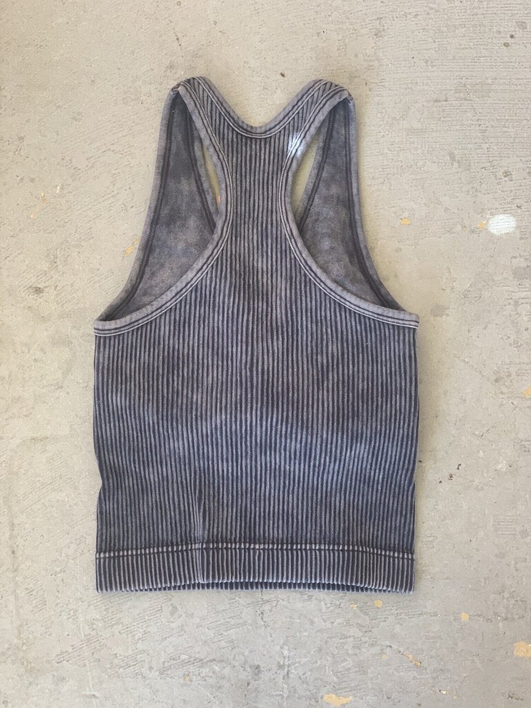 HALTER TANK WITH PADDING