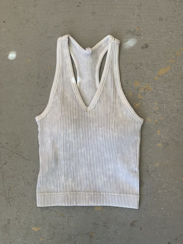 HALTER TANK WITH PADDING