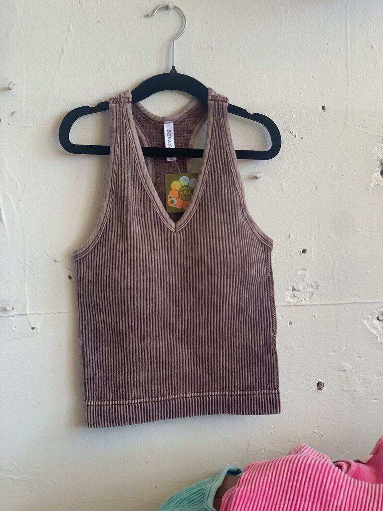 HALTER TANK WITH PADDING