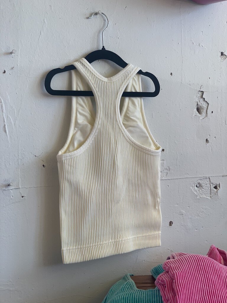 HALTER TANK WITH PADDING