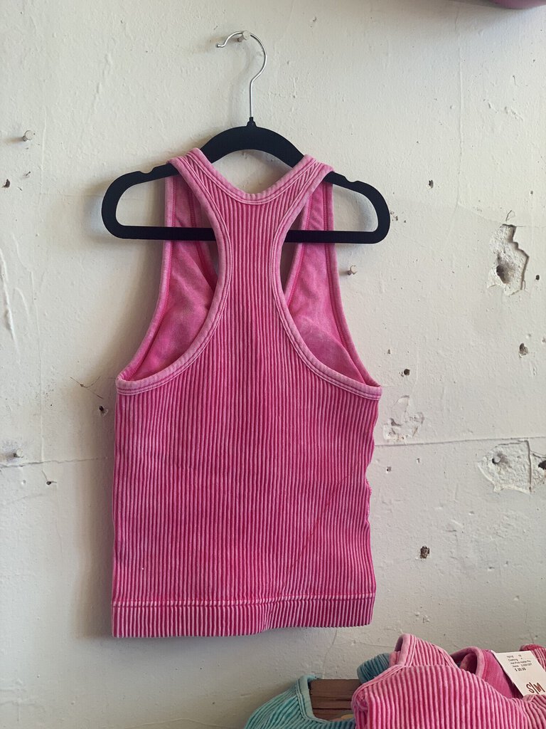 HALTER TANK WITH PADDING