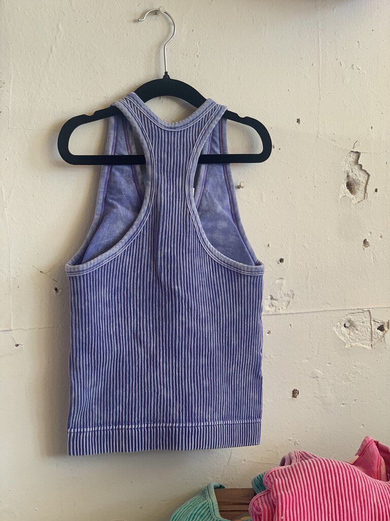 HALTER TANK WITH PADDING