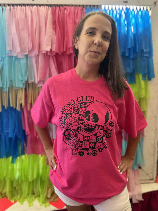 COOL MOMS CLUB TSHIRT