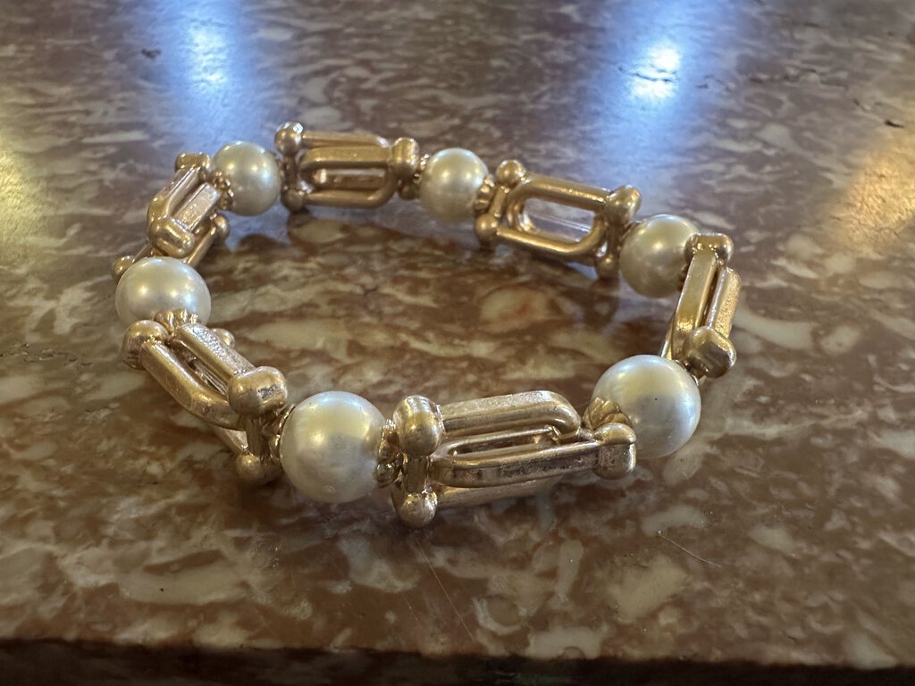 ADJUSTABLE PEARL CHAIN BRACELET